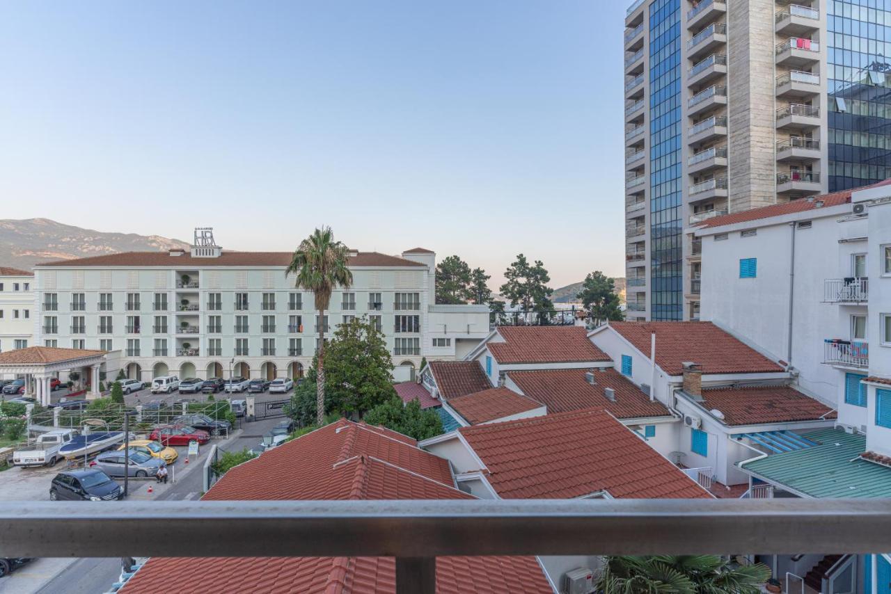 Fontana Mediteran Properties บุดวา ภายนอก รูปภาพ